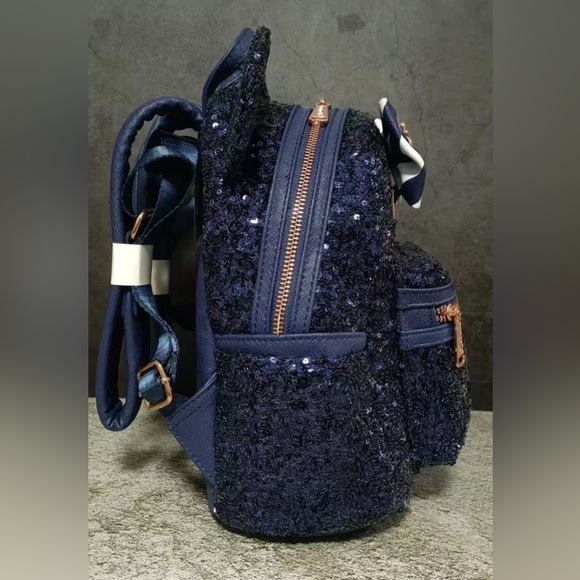 Disney Loungefly Cruise Line Minnie Mouse Navy Blue Sequin Backpack NWT - Picture 3 of 9